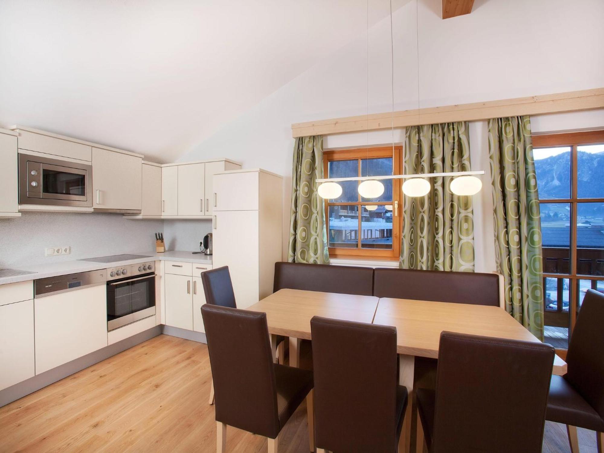 Apartment In Wald Im Pinzgau With Swimming Pool And Views Luaran gambar