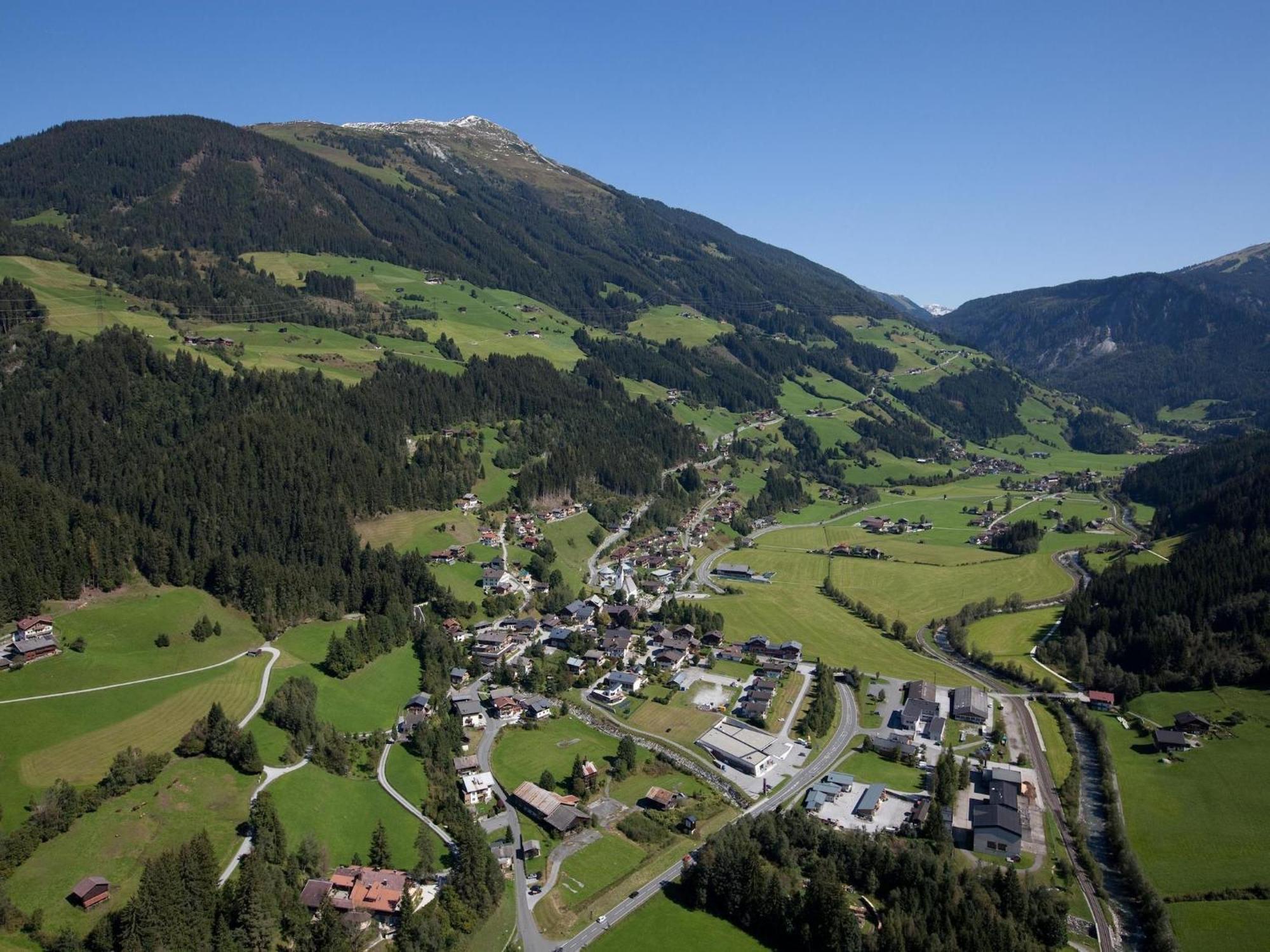Apartment In Wald Im Pinzgau With Swimming Pool And Views Luaran gambar